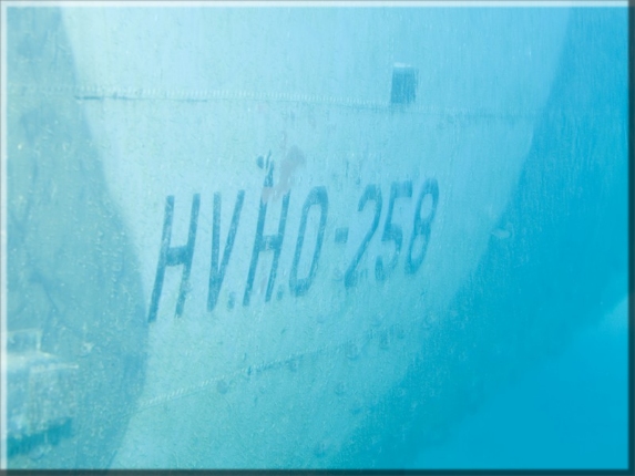 Dakota (Douglas C-47); Brennweite 50 mm; Blende 5,0; Belichtungszeit 1/20; ISO 100; Bildnummer 20090829_0073A1298604 Dakota (Douglas C-47); Brennweite 50 mm; Blende 5,0; Belichtungszeit 1/20; ISO 100; Bildnummer 20090829_0073A1298604